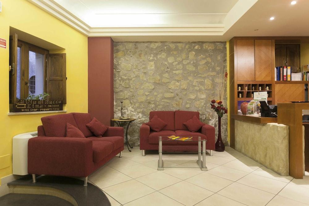 Hotel Federico Ii